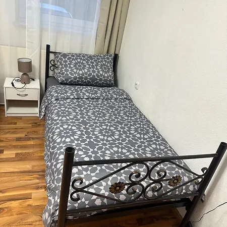 Διαμέρισμα As *